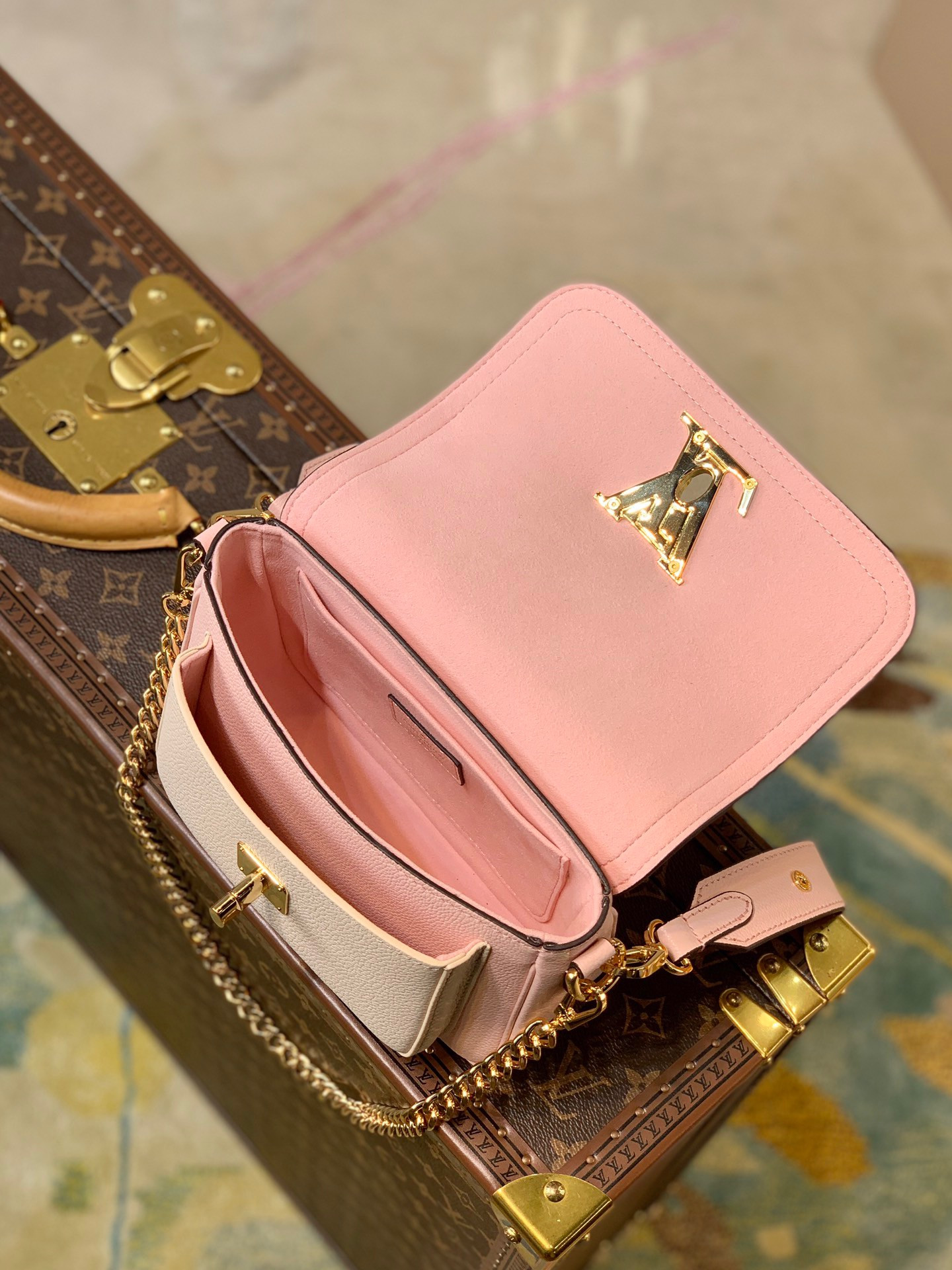 LV LOCKME TENDER M58555