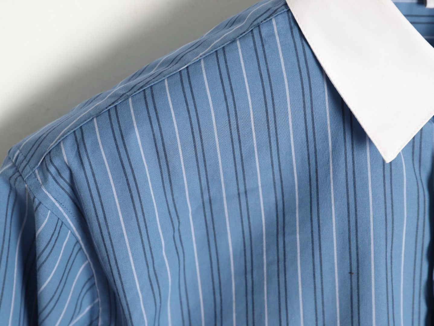 L0ew* long-sleeved shirts