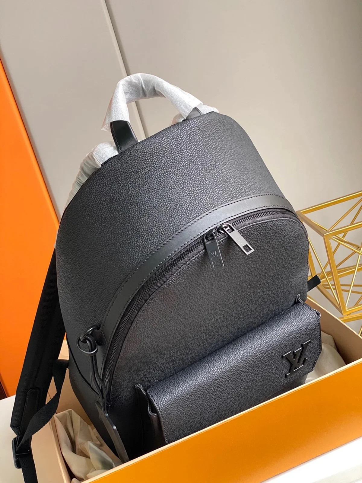 LV AEROGRAM BACKPACK M57079