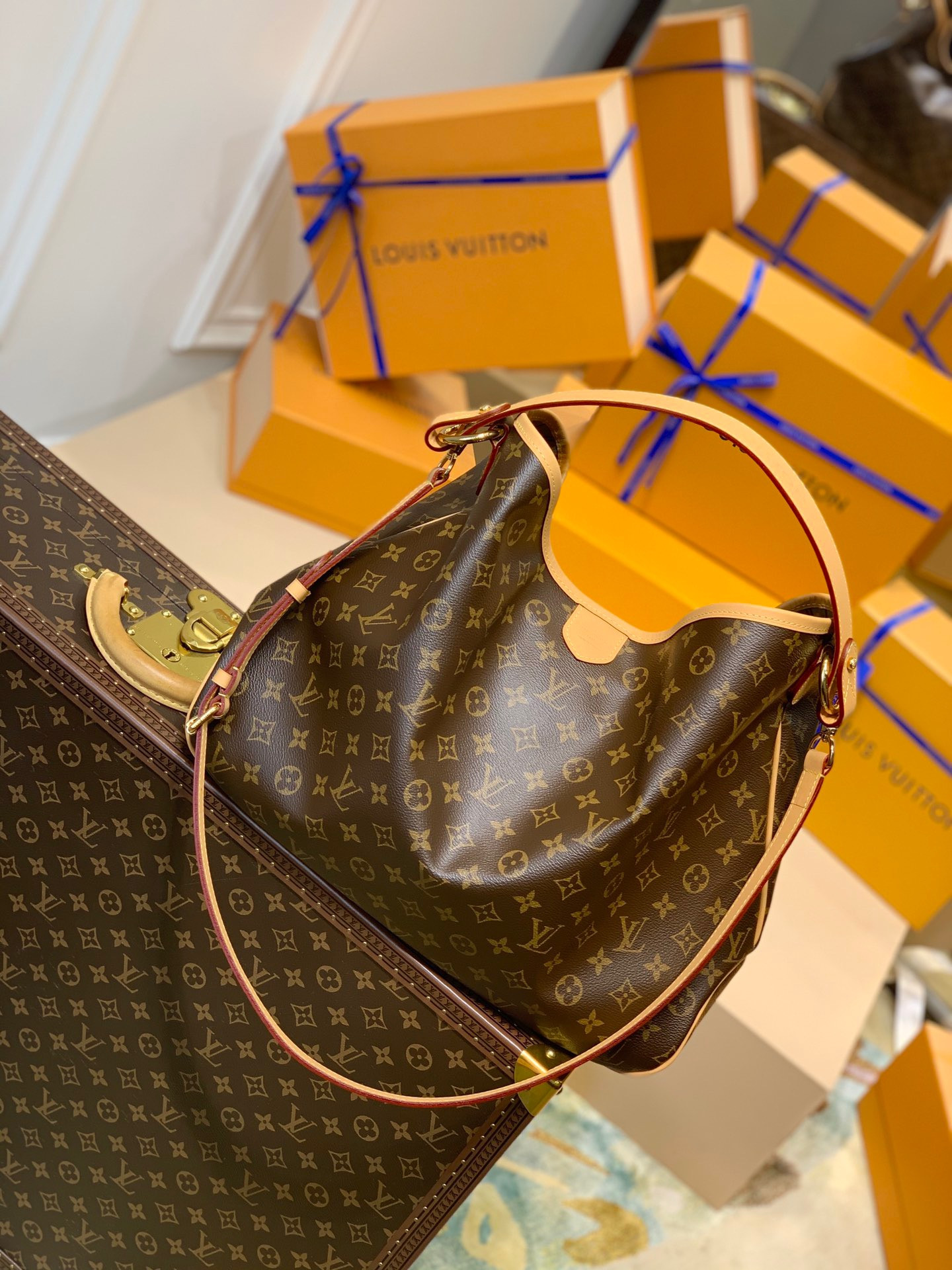 LV GRACEFUL M40353