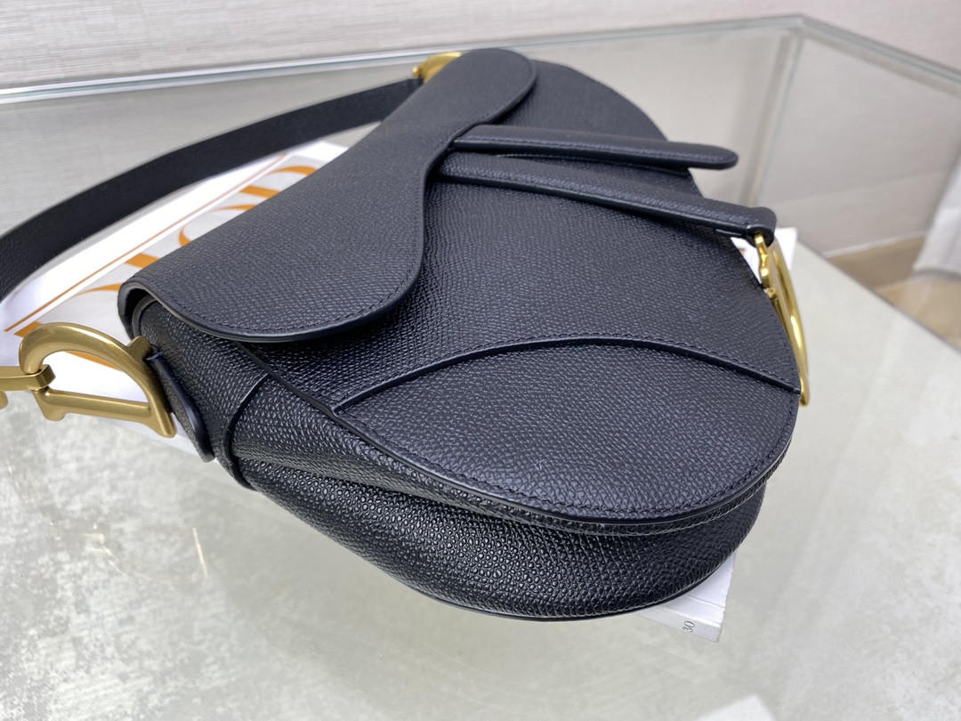 D*or saddle bag indigo black grained calfskin 25.5x20x6.5cm