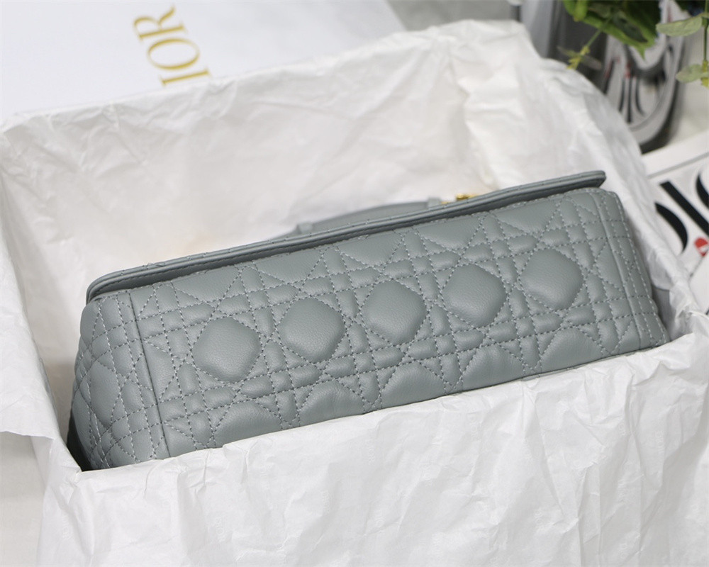 large d*or caro bag stone gray S*pple cannage calfskin 29 x 18 x 10 cm