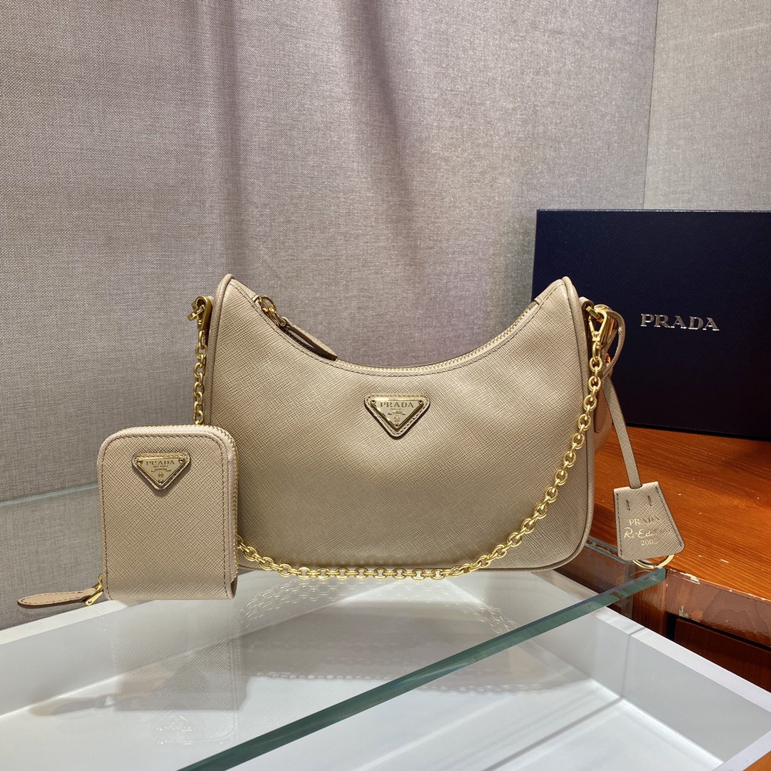 Pra*a re-edition 2005 saffiano leather bag