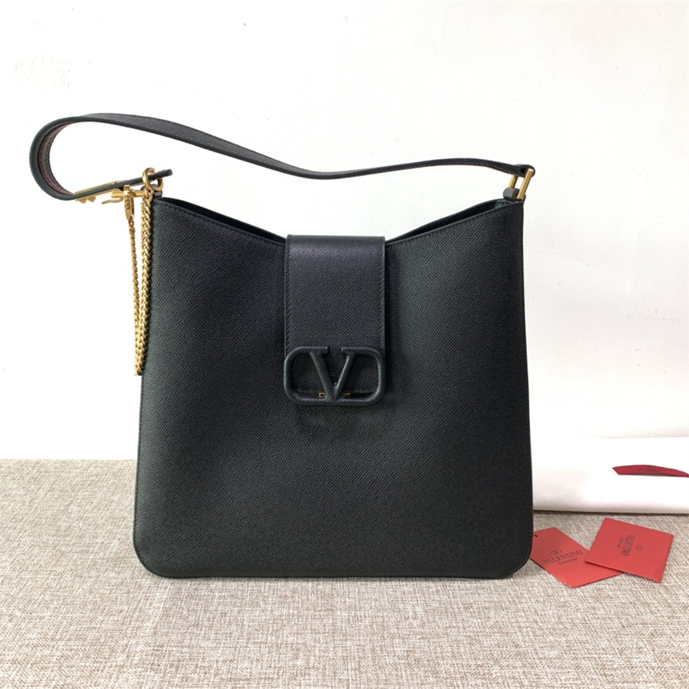 Va1e*ntin0 garavani vsling hobo bag black