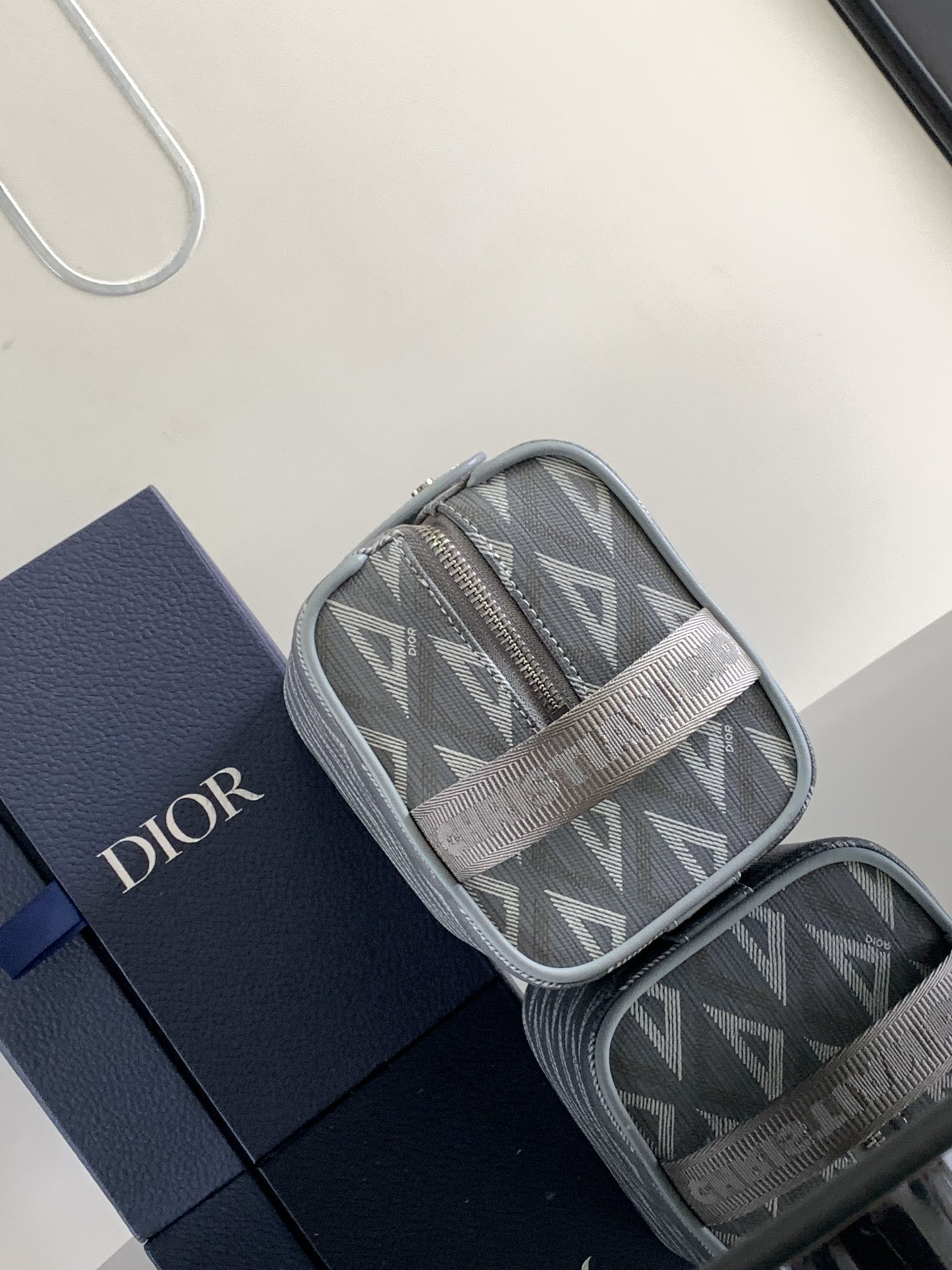 D*or lingot toiletry bag gray mirage technical fabric 8.5 x 5 x 4 inches