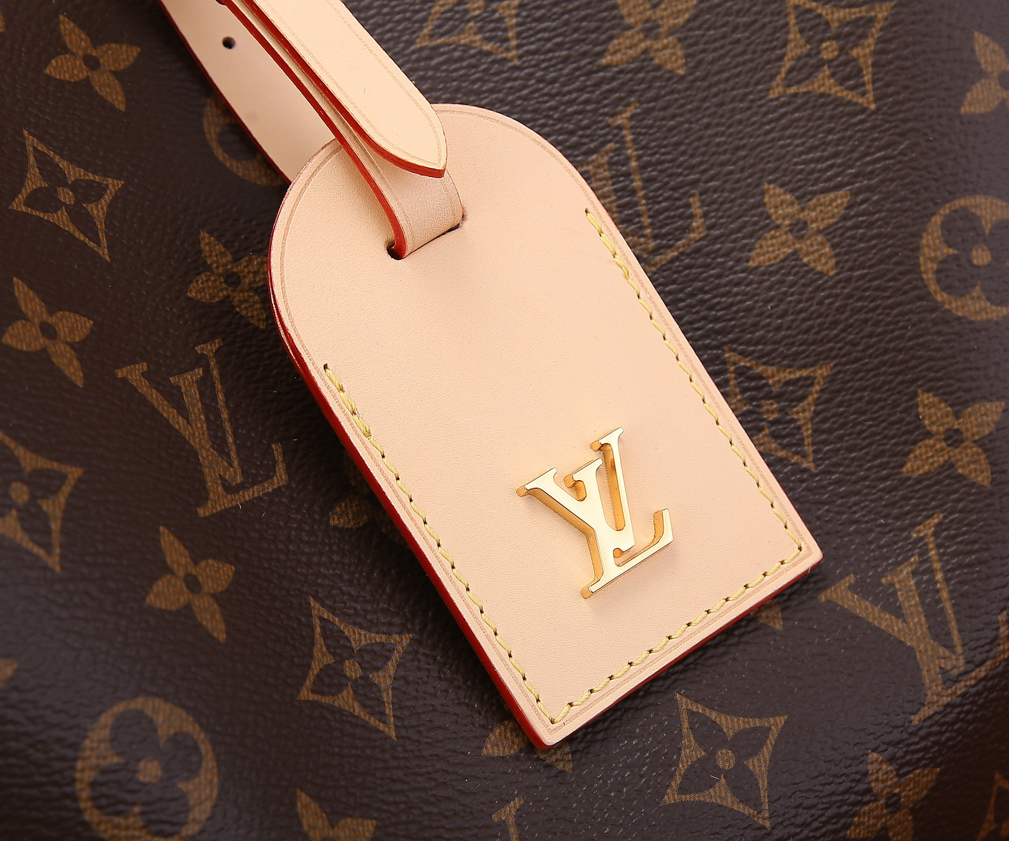 LV Atlantis GM M46817 13.4 x 13.4 x 5.3 inches