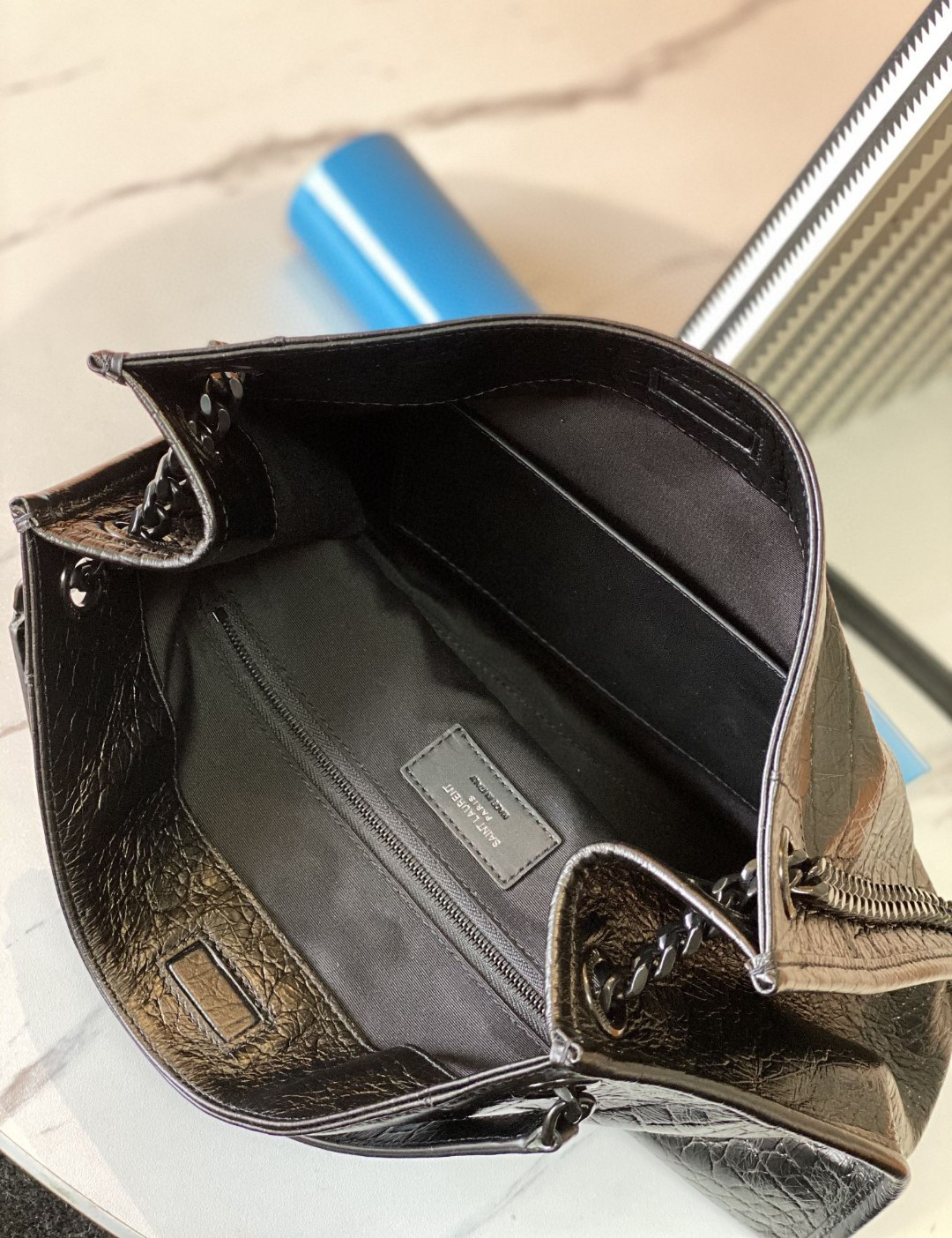 Y*L niki shopping in crocodile-embossed leather 12.9 x 10.6 x 4.5 inches