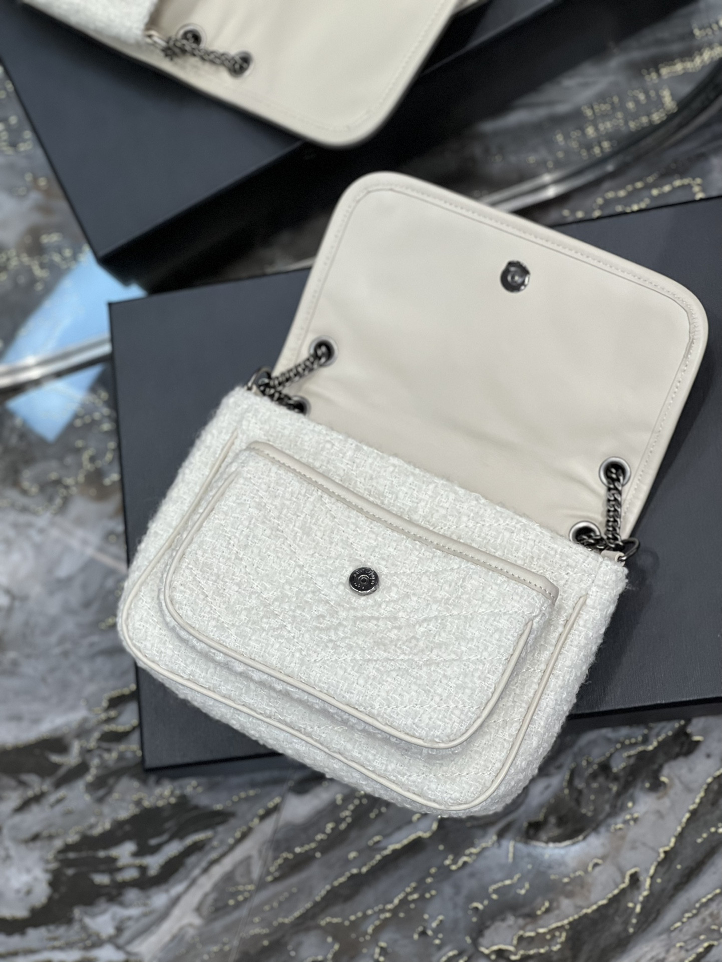 Y*L niki medium in white 11 x 7.8 x 3.3 inches