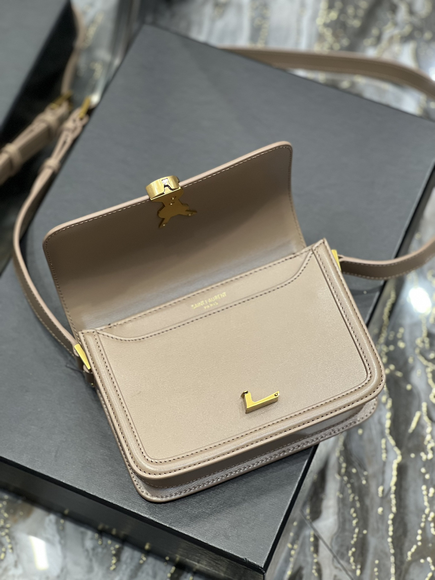 y*l solferino small satchel in box Sa**t Lau*nt pink 7.4 x 5.1 x 1.9 inches