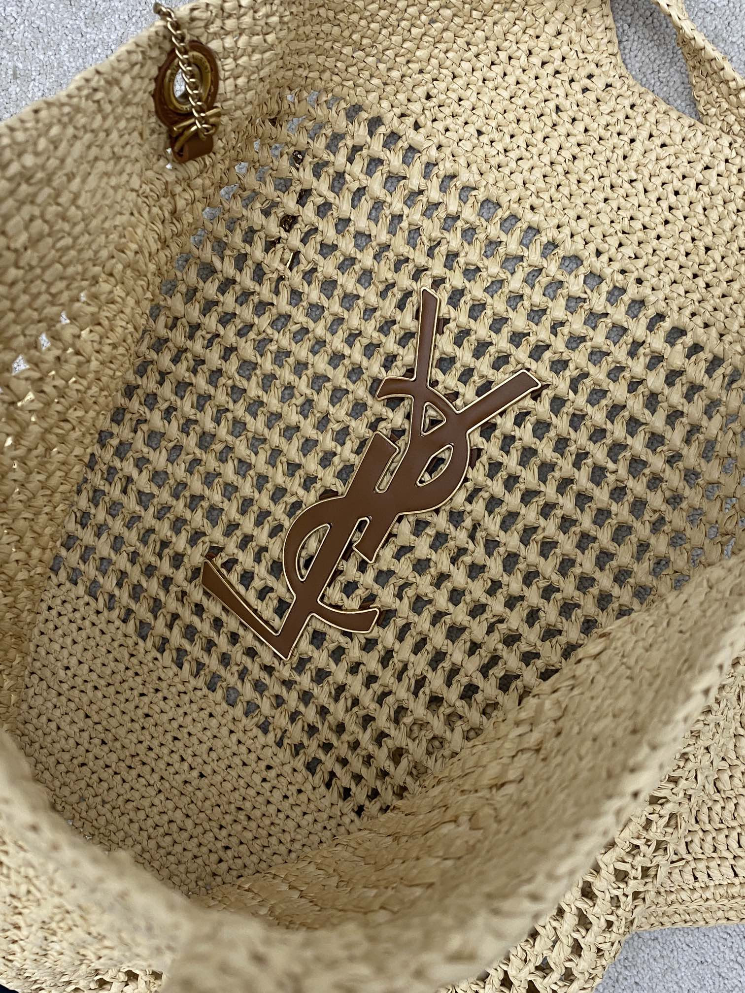 Y*L icare in raffia color natural 14.6"-21.7"x16.9"x2"