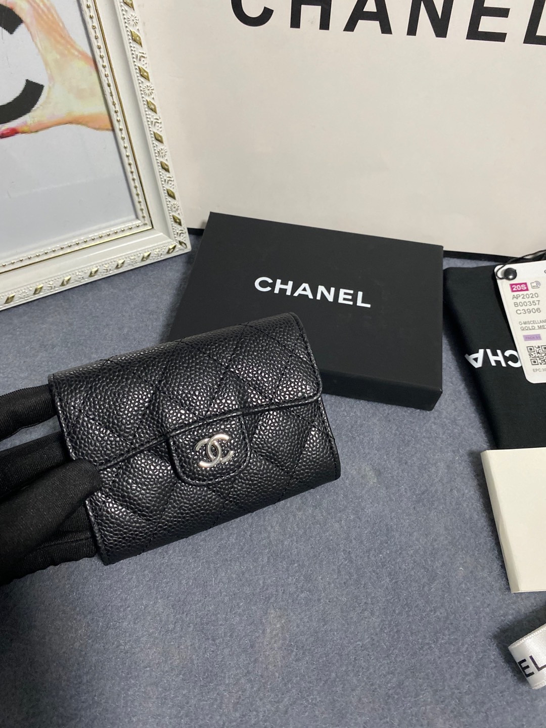 Ch*el flap wallet 12 x 8.5cm