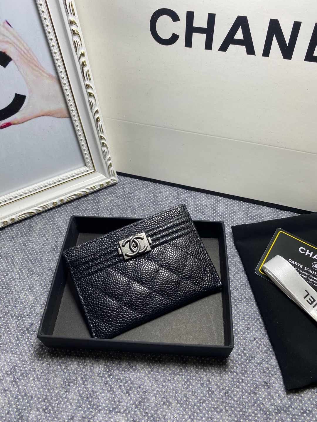 Ch*el card holder 10cm