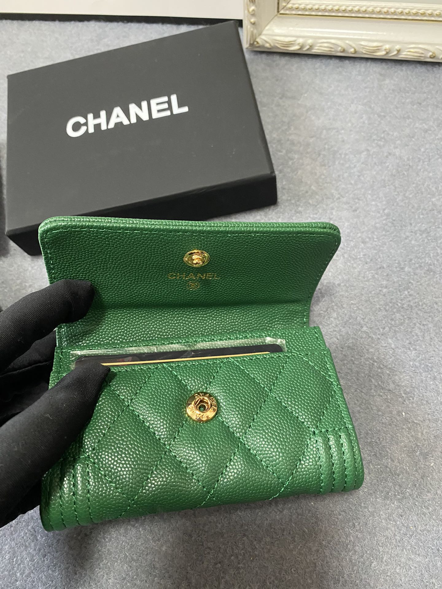 Ch*el flap wallet 12-7cm