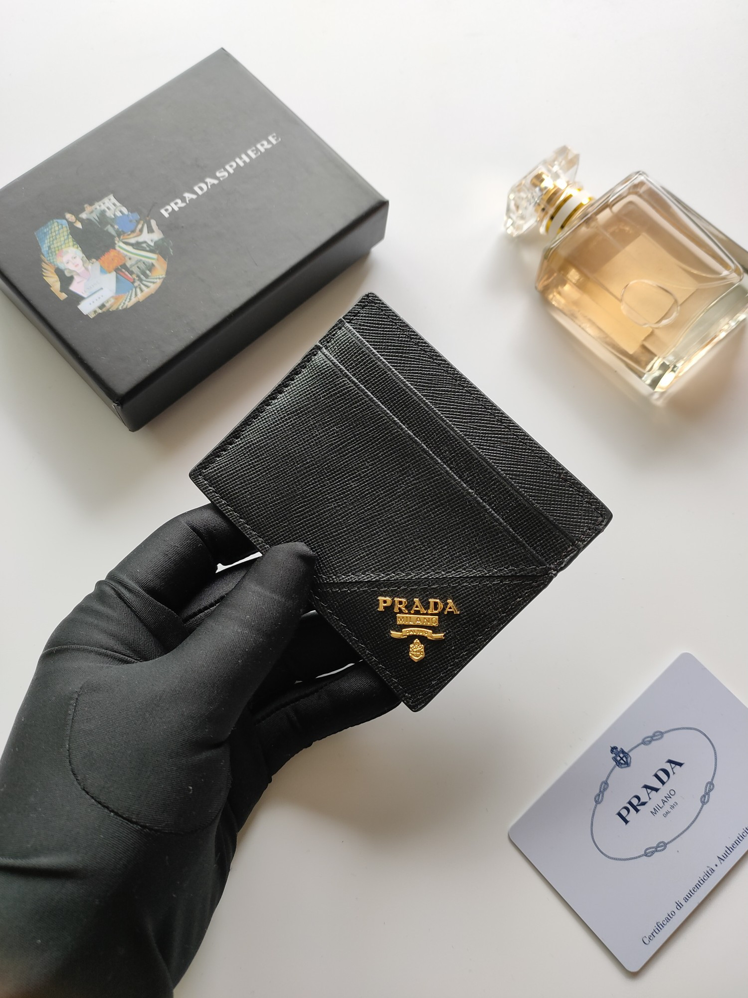 Pra*a card holder 8-10cm