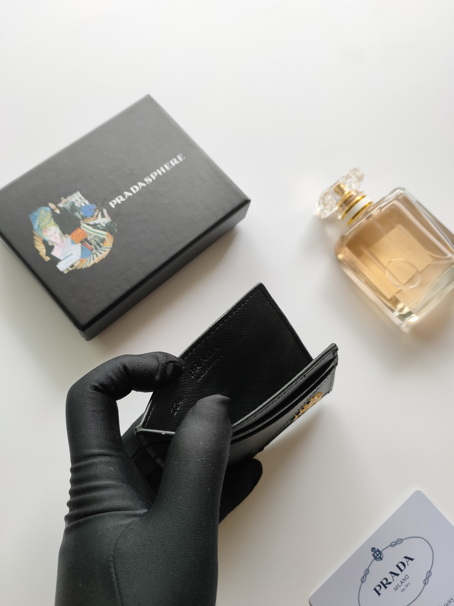 Pra*a card holder 8-10cm