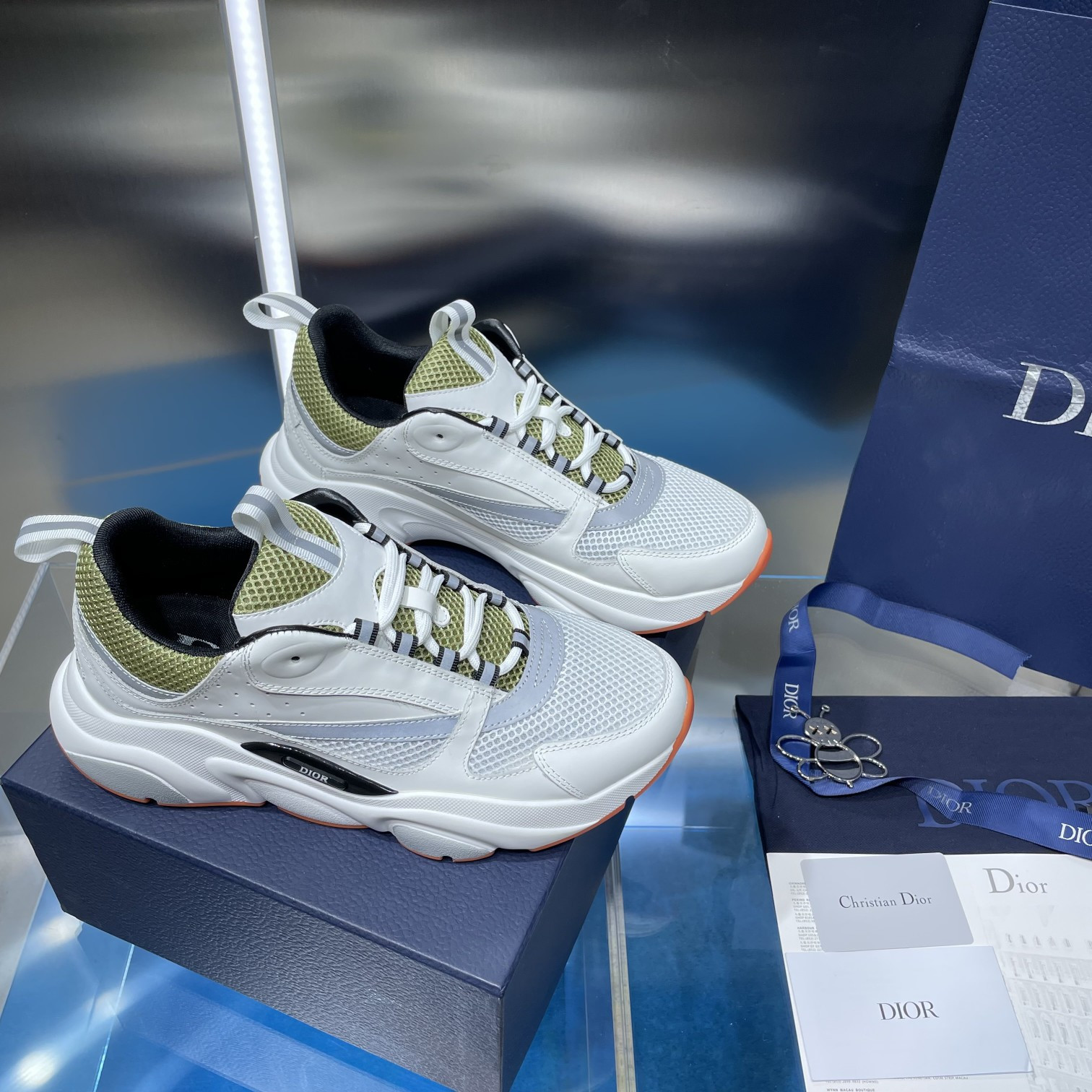 ua D*or b22 white and green sneaker