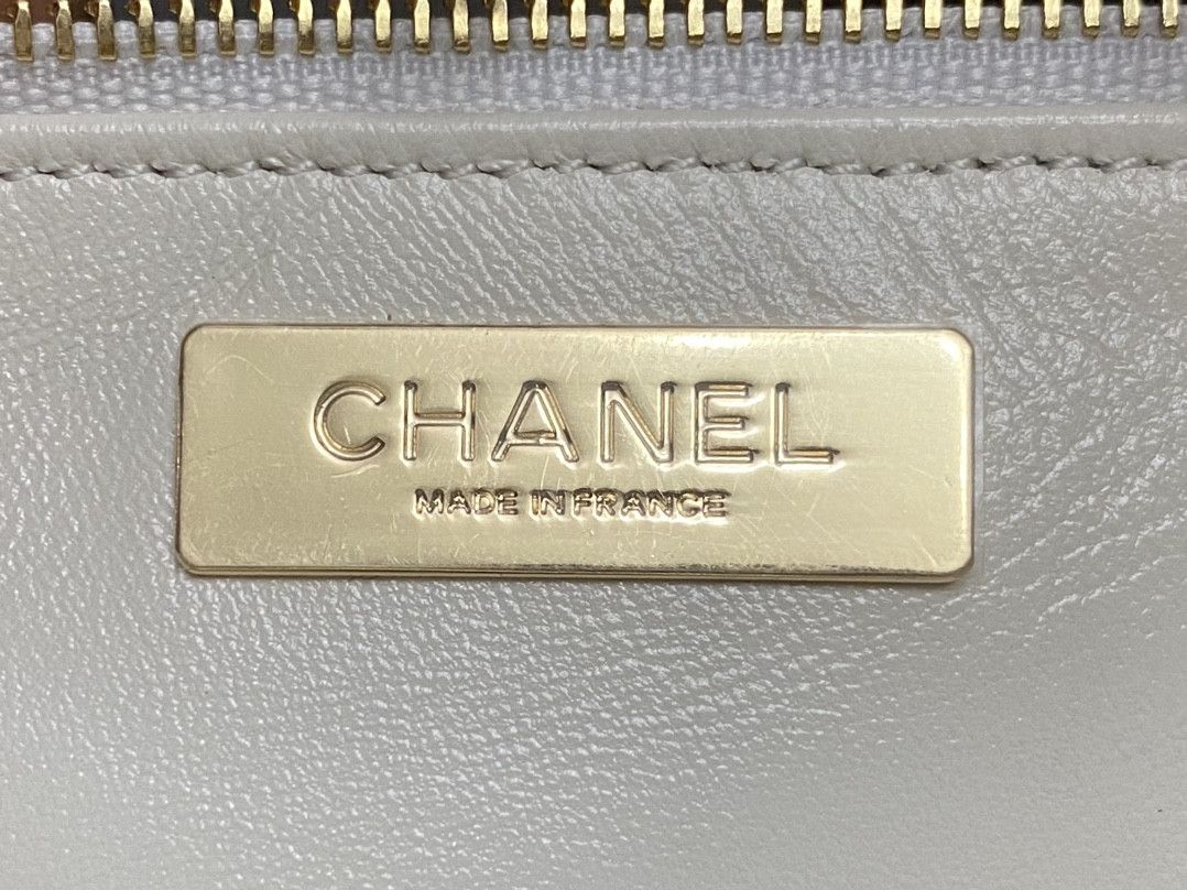 Ch*el  shopping bag shiny lambskin & gold-tone metal 35x39x8cm