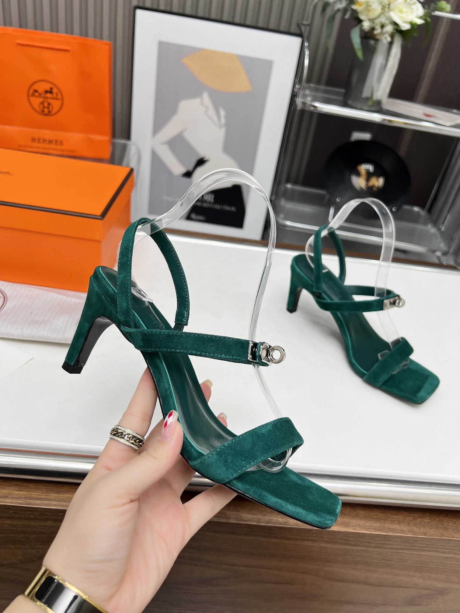 ua H**me5 glamour 95 sandal