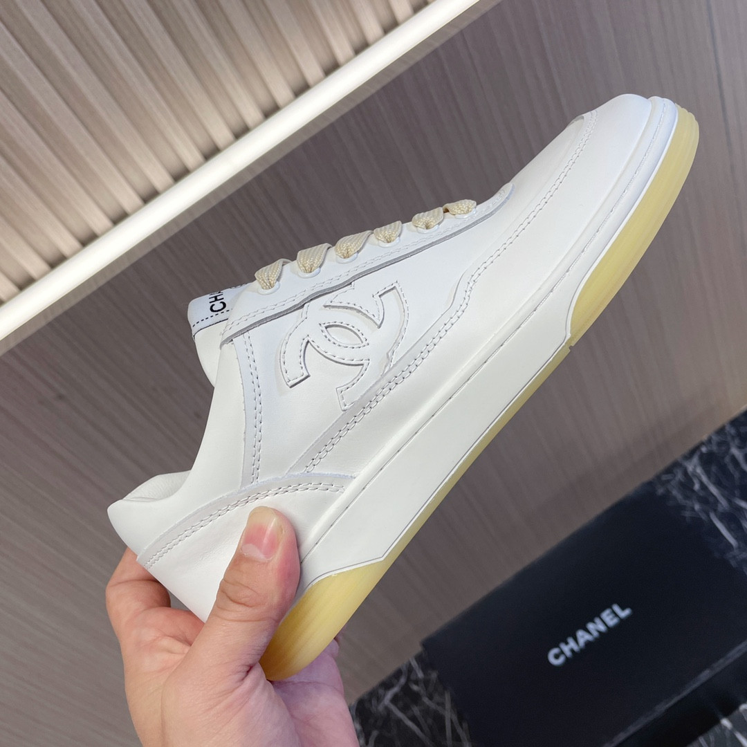 ua Ch*el sneakers calfskin