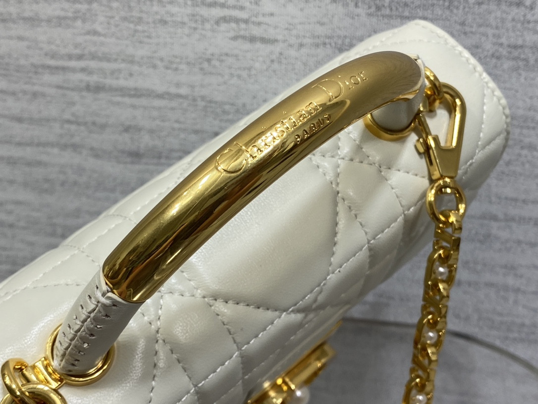 D*or small ange bag latte macrocannage calfskin 20 x 12 x 5 cm