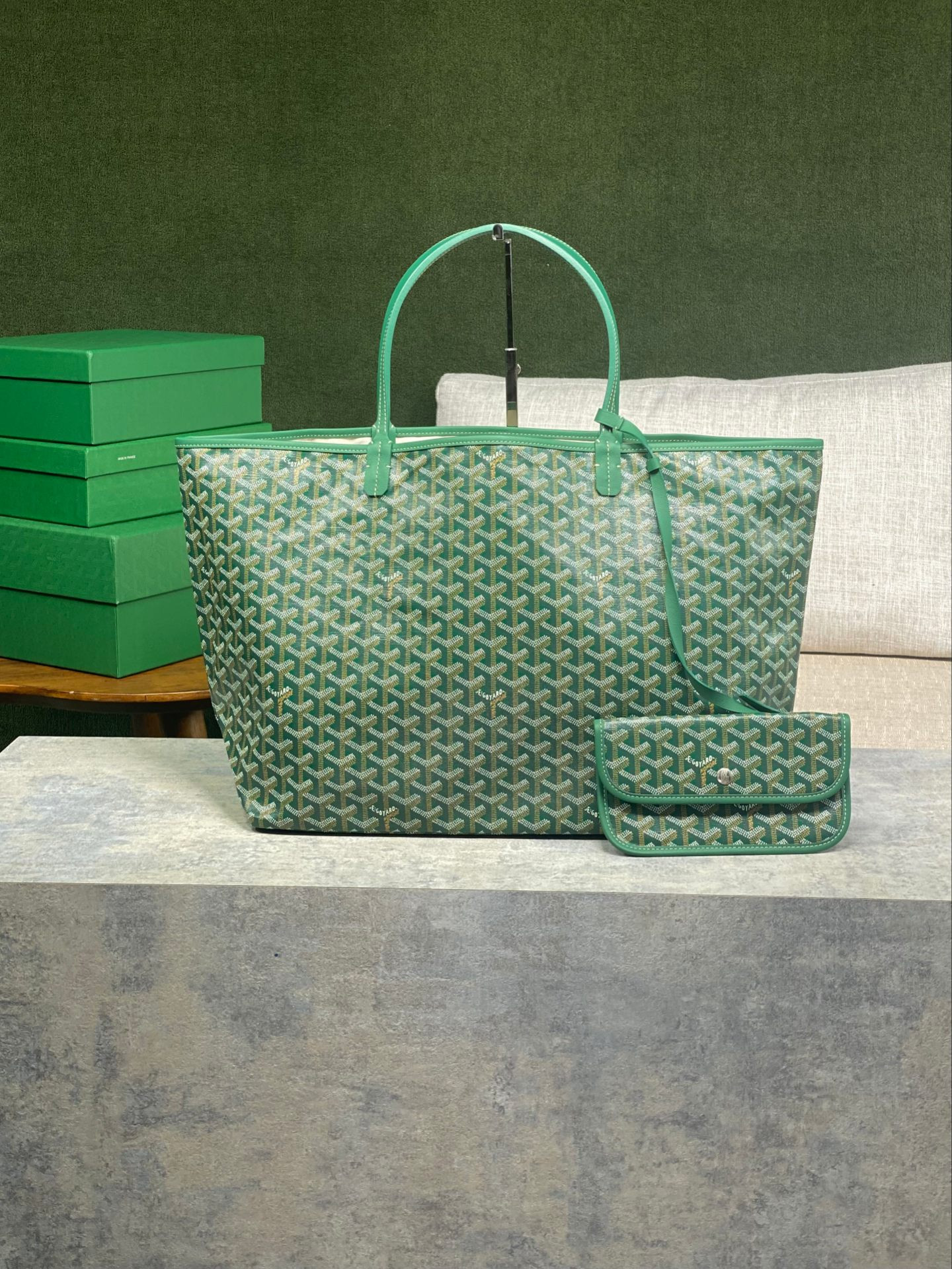 Go*ard  saint l0*is gm bag 34 cm x 20 cm x 40 cm