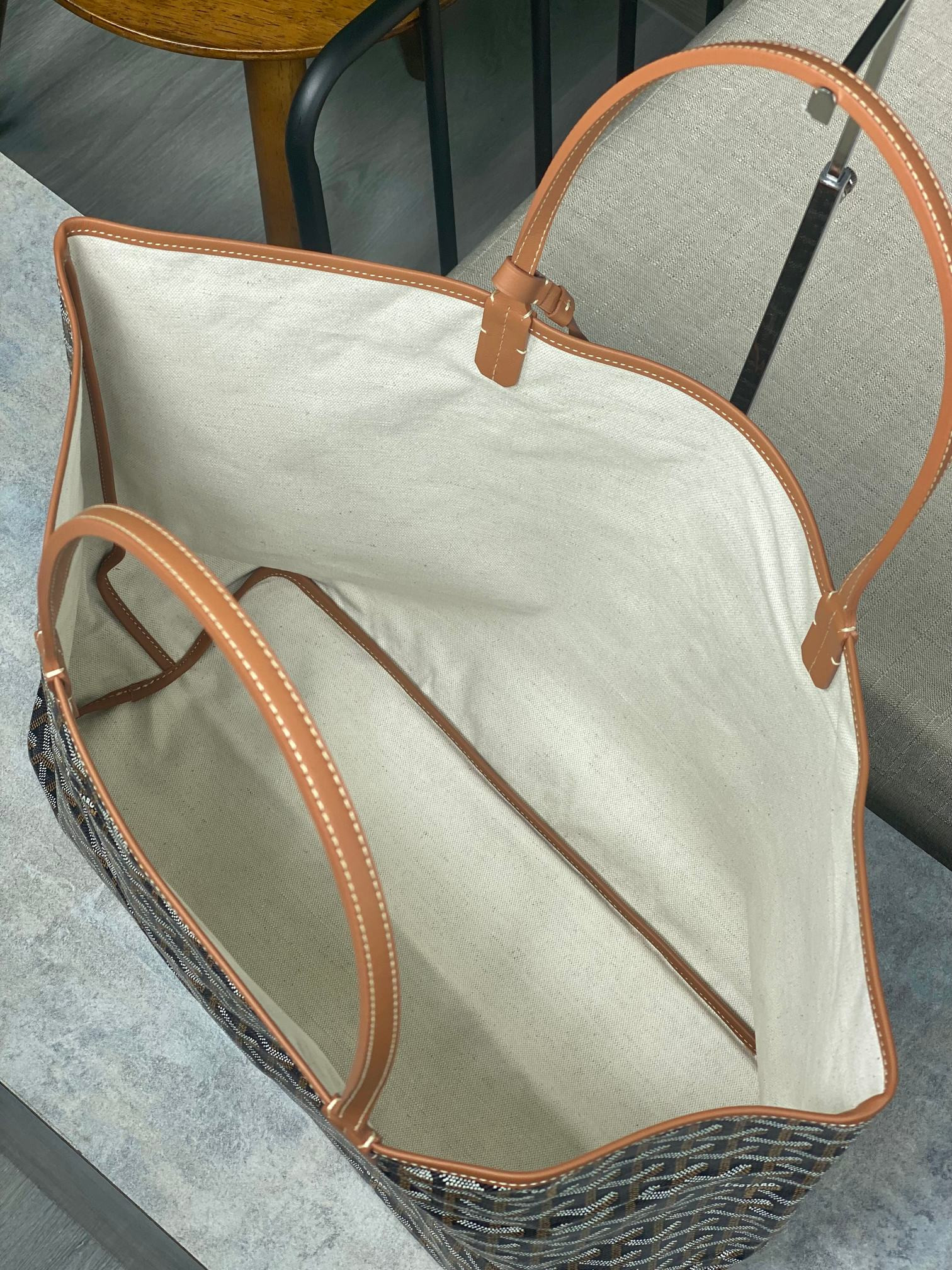 Go*ard saint l0*is gm bag 34 cm x 20 cm x 40 cm