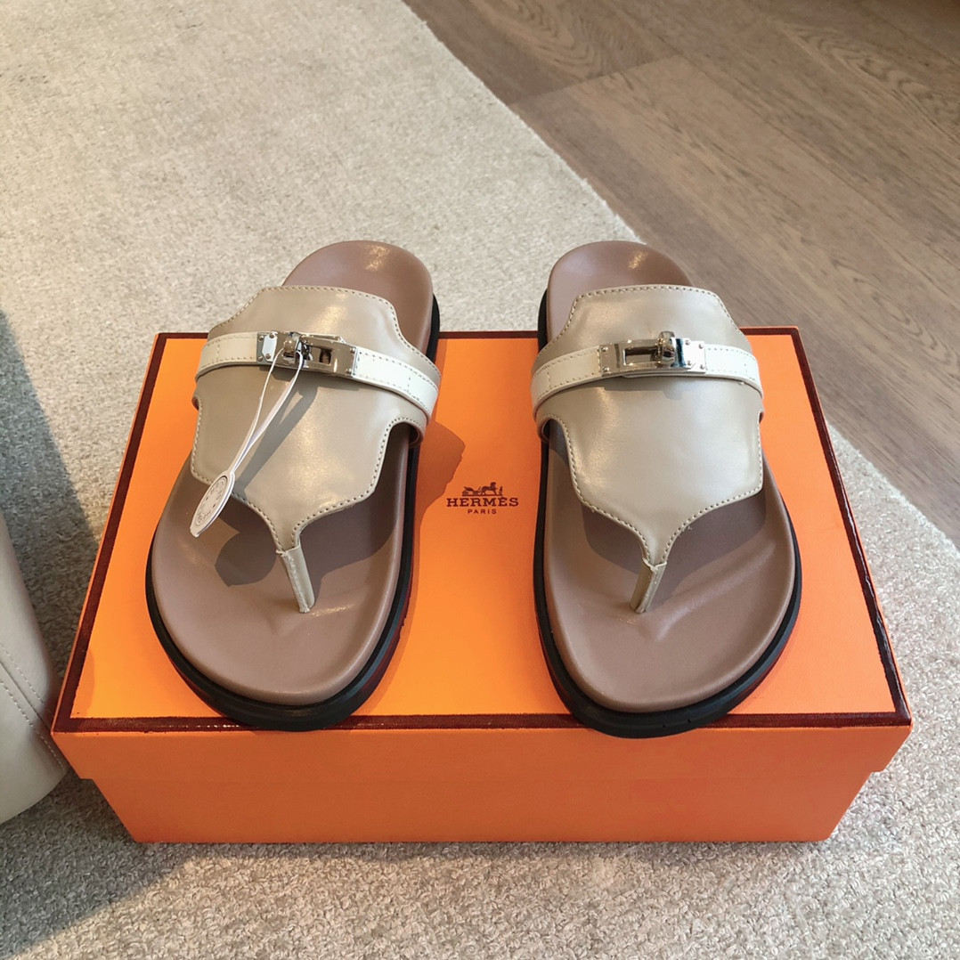 ua H**me5 empire sandal