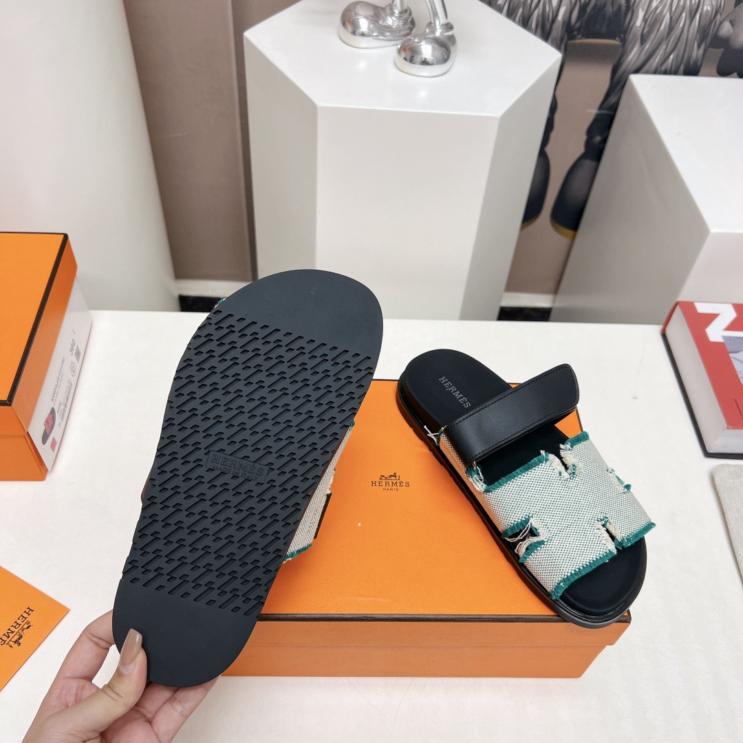 ua H**me5 chypre sandal