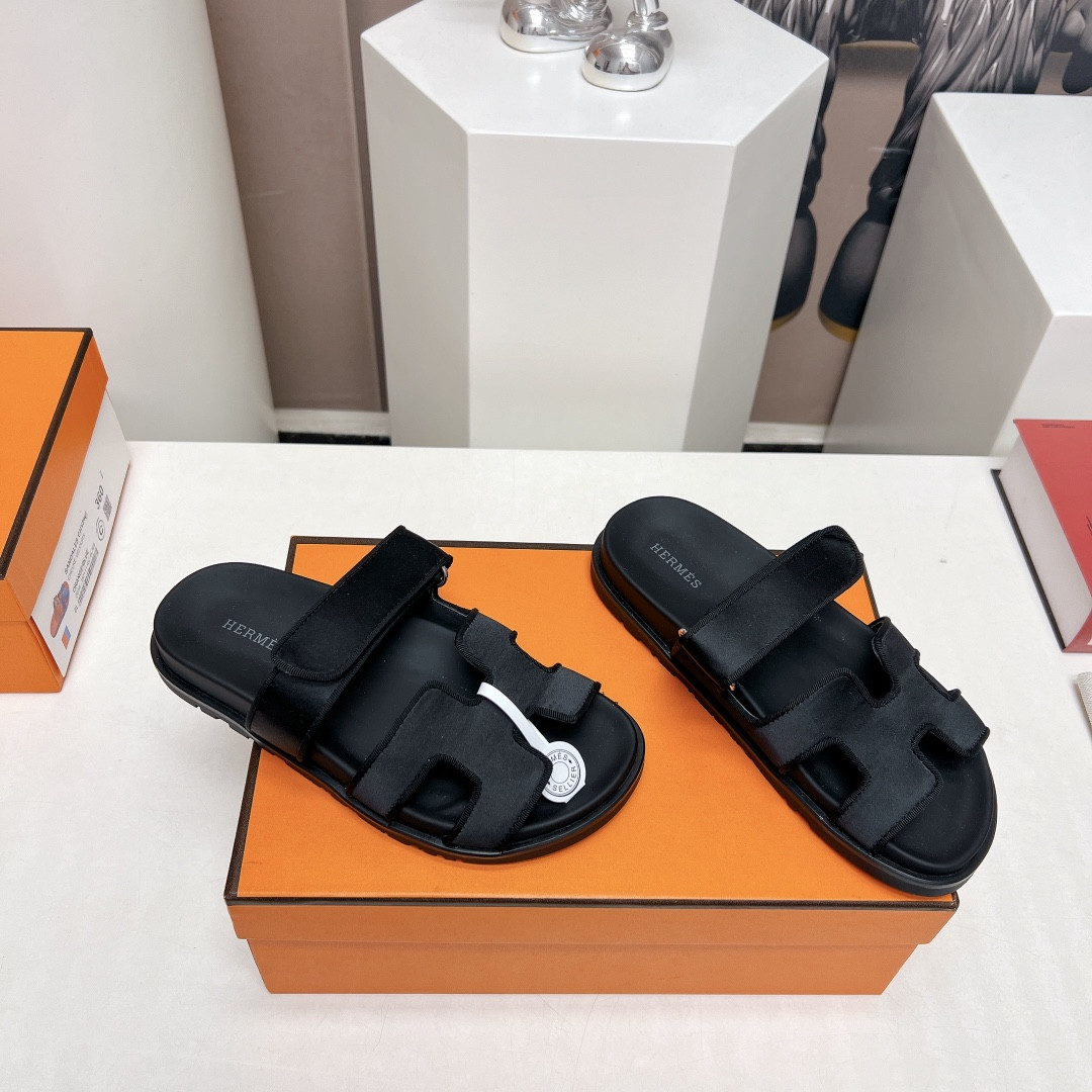 ua H**me5 chypre sandal