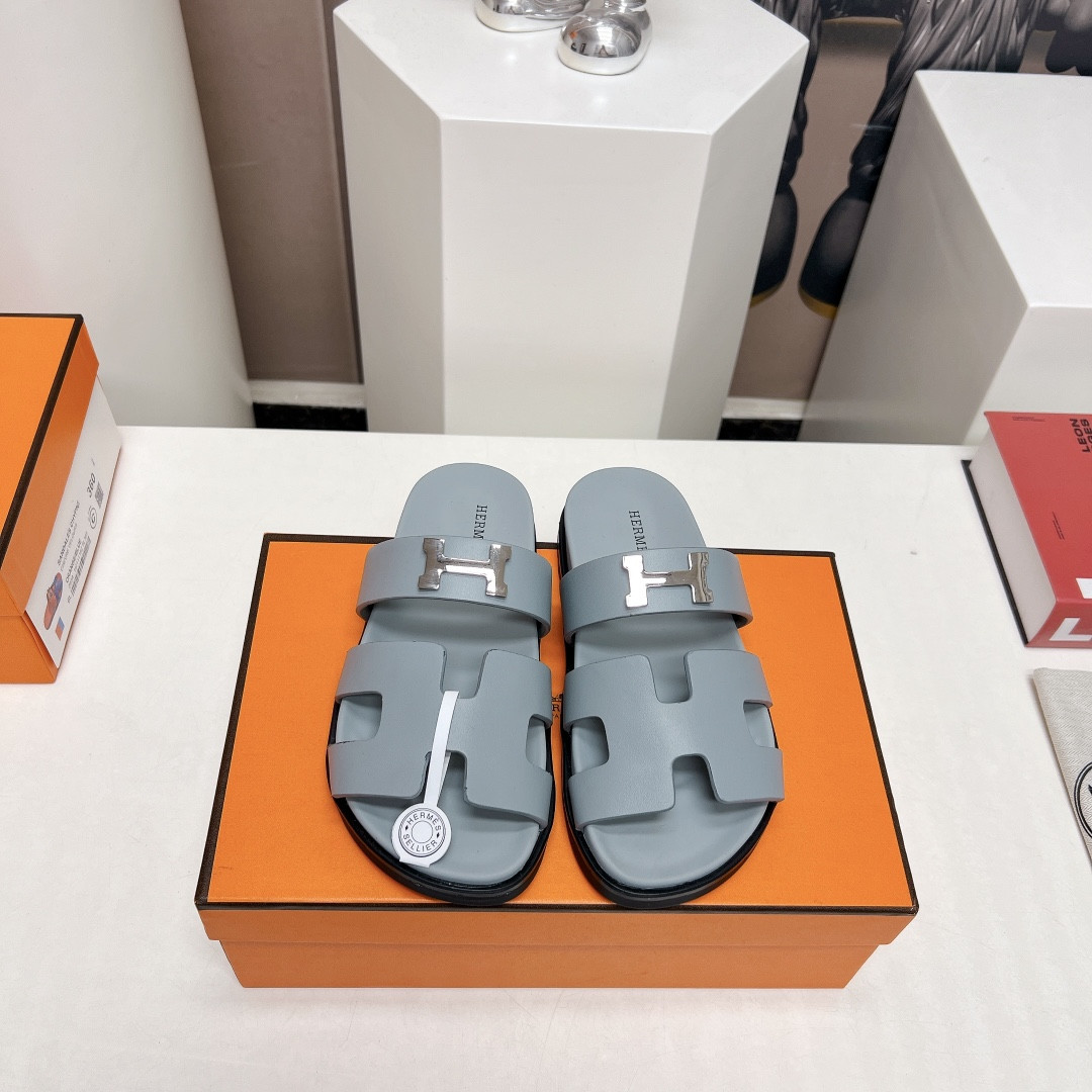 ua H**me5 chypre sandal