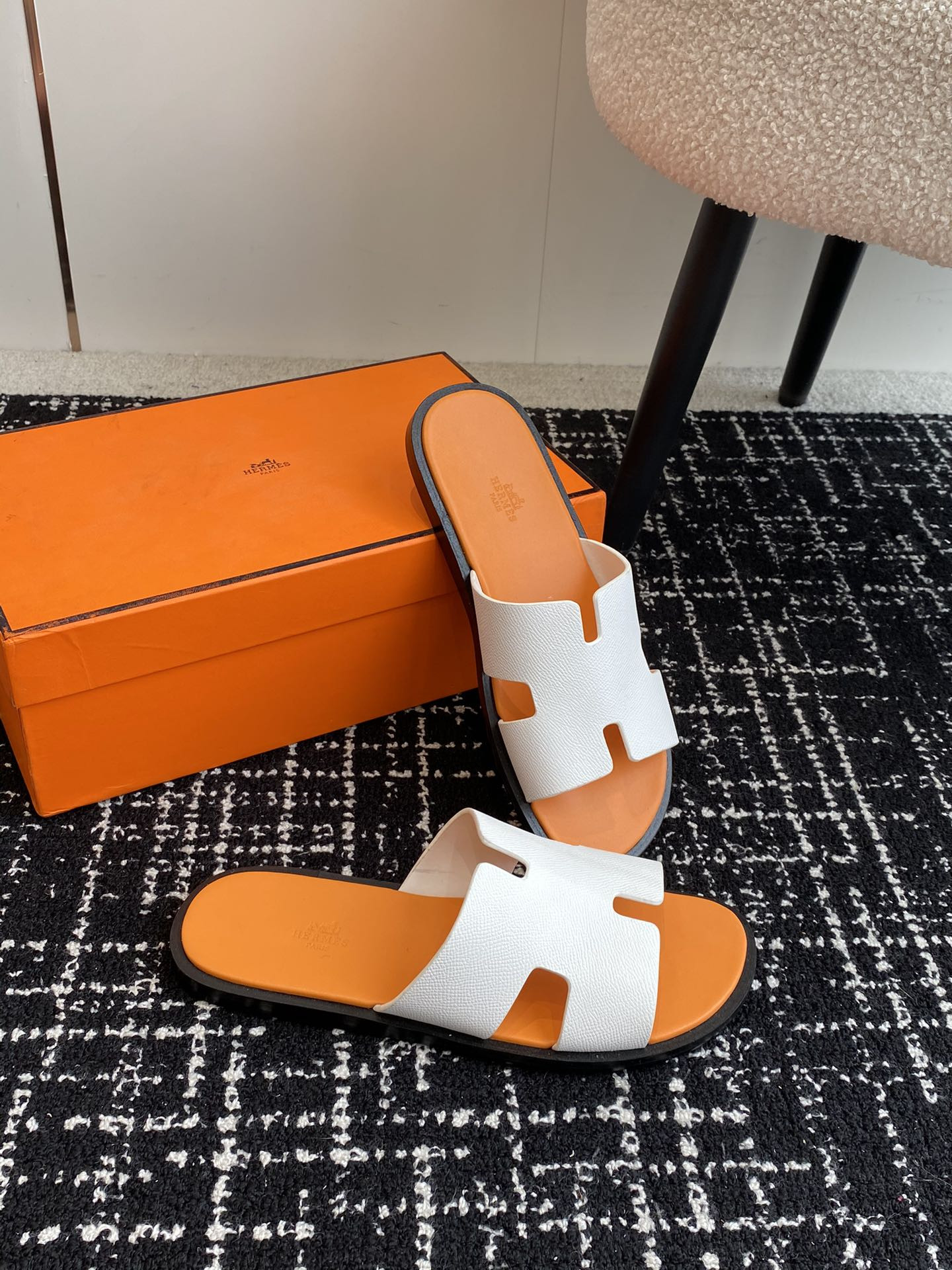 ua H**me5 izmir sandal
