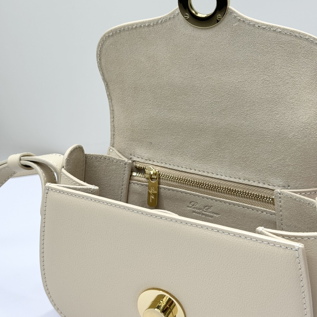 L**o p*ana mini ghiera bag 18x13x7 cm