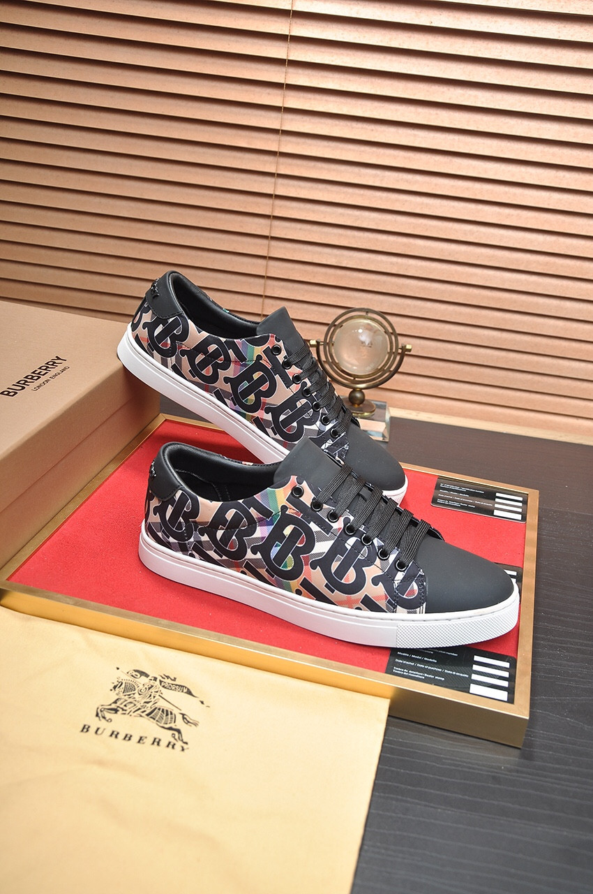 ua B**rry sneakers