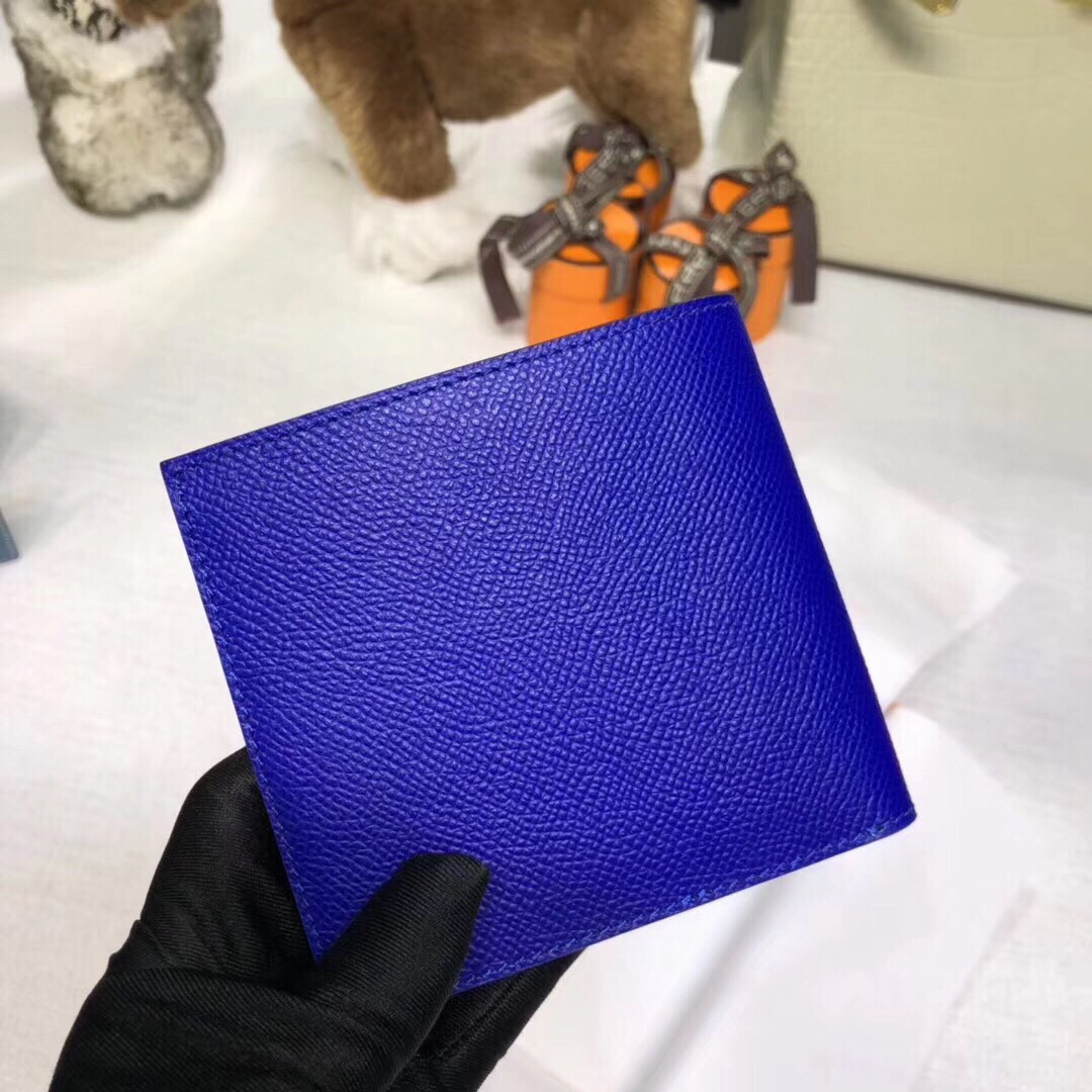 H**me5 poker compact wallet