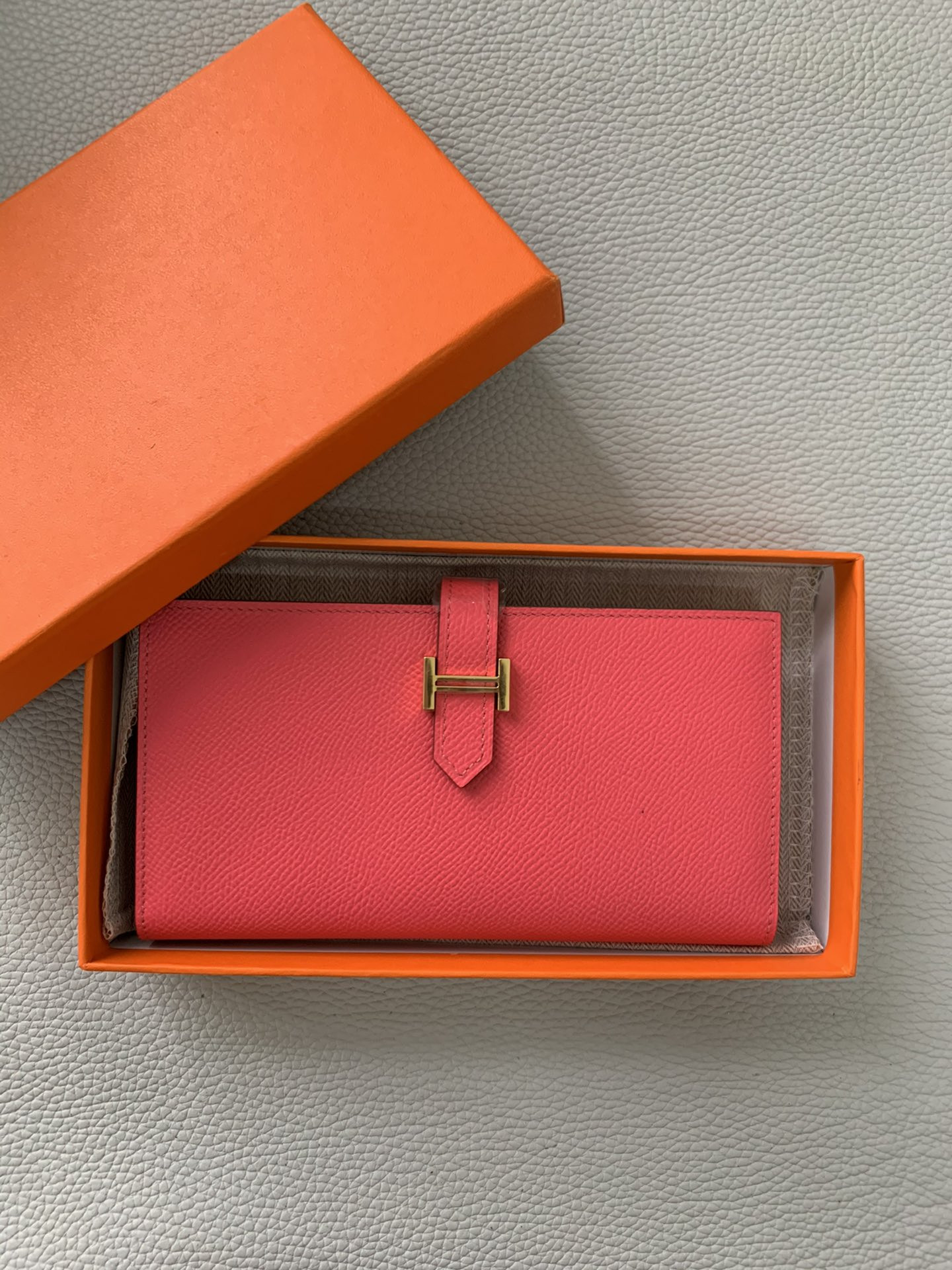 H**me5 long wallet 17.5x9.5cm