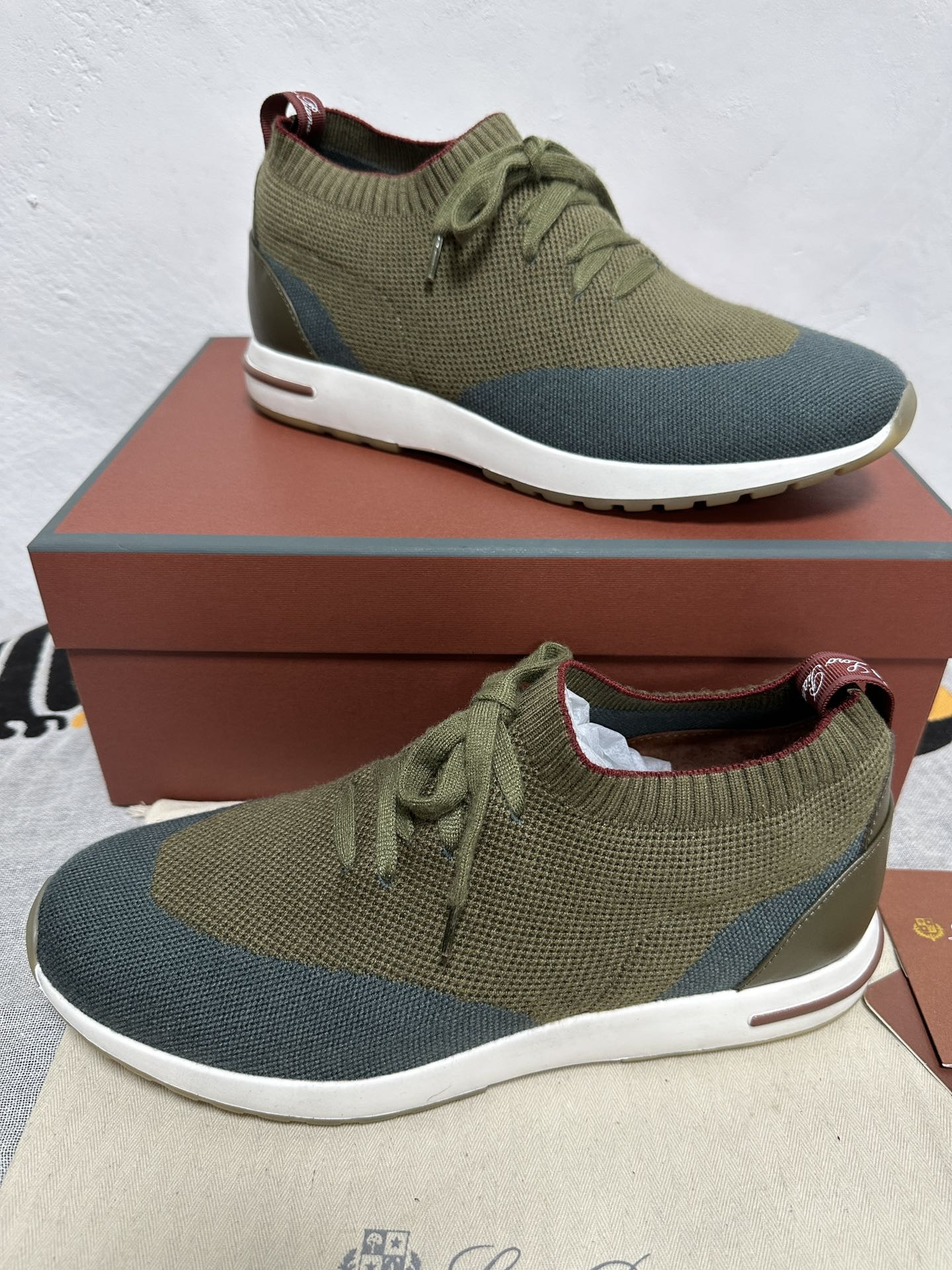 ua L**o p*ana 360 lp flexy walk sneaker