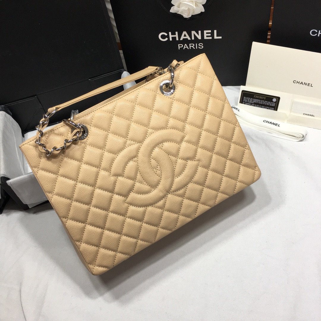 Ch*el gst caviar leather hardware 24x33x13cm
