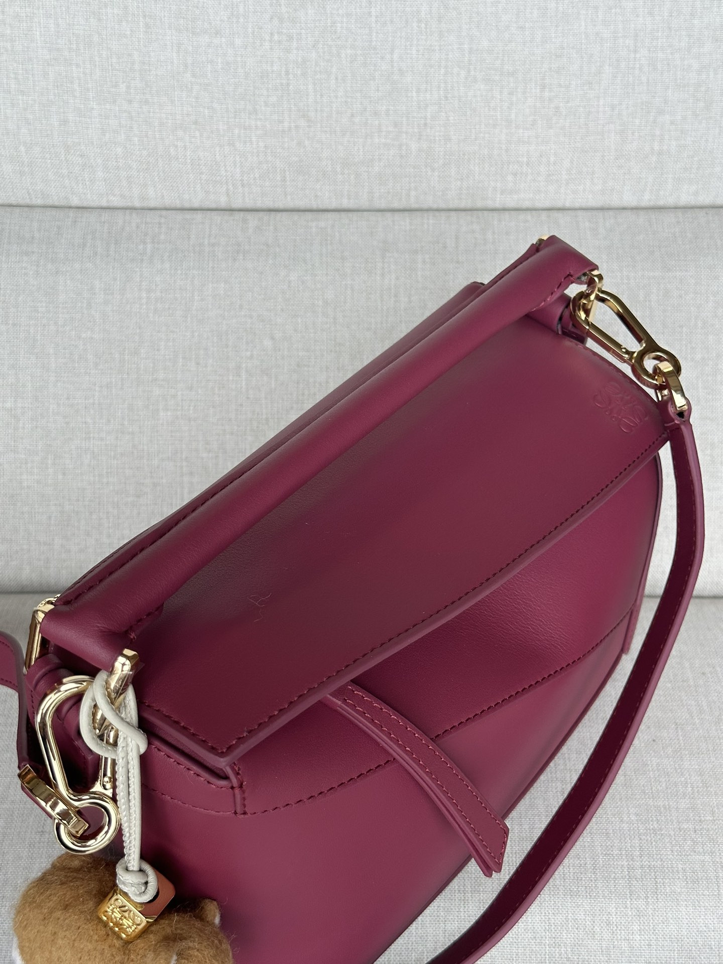 L0ew* small puzzle bag in classic calfskin 24x10.5x16.5cm
