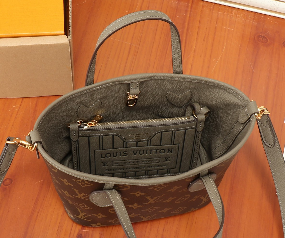 LV Neverfull Bandoulière Inside Out BB M12109 24x14x9cm