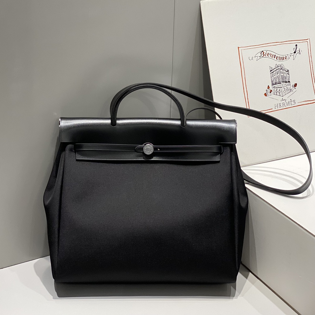 H**mes herbag 39 x  28 x  9 cm