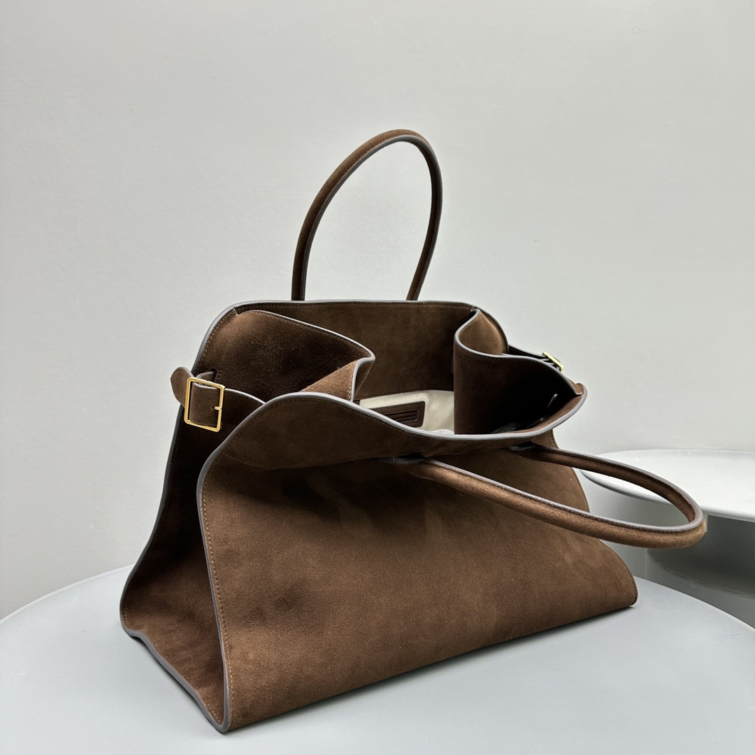 T*e R0w margaux 17   43x24x30cm