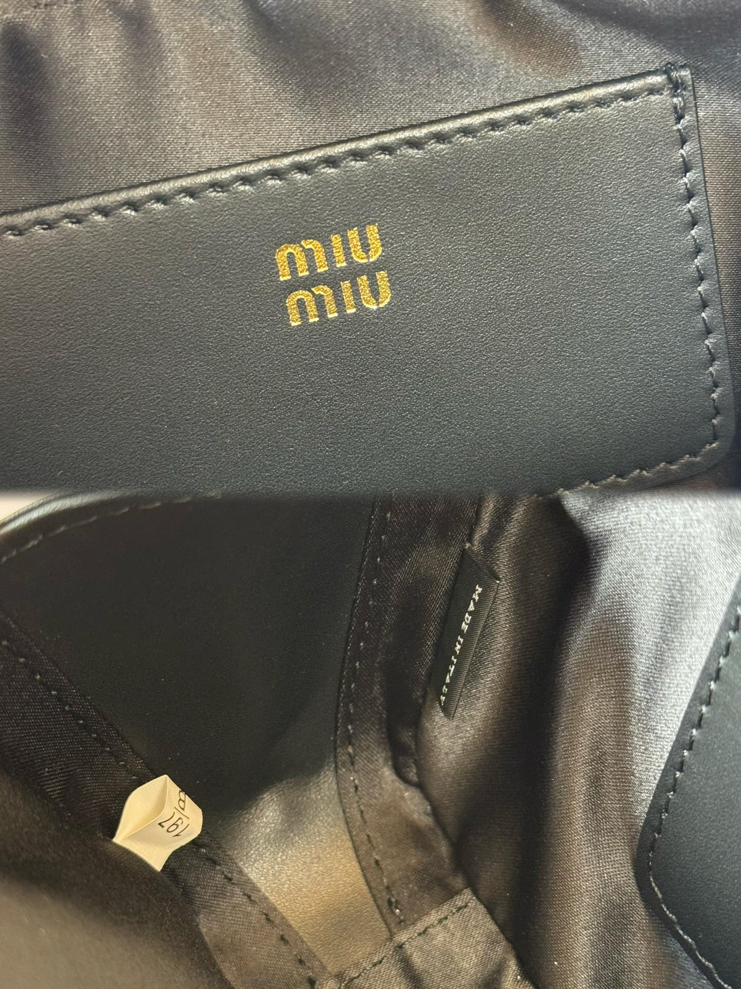 Miu Miu Arcadie leather mini-bag 19X10X5cm