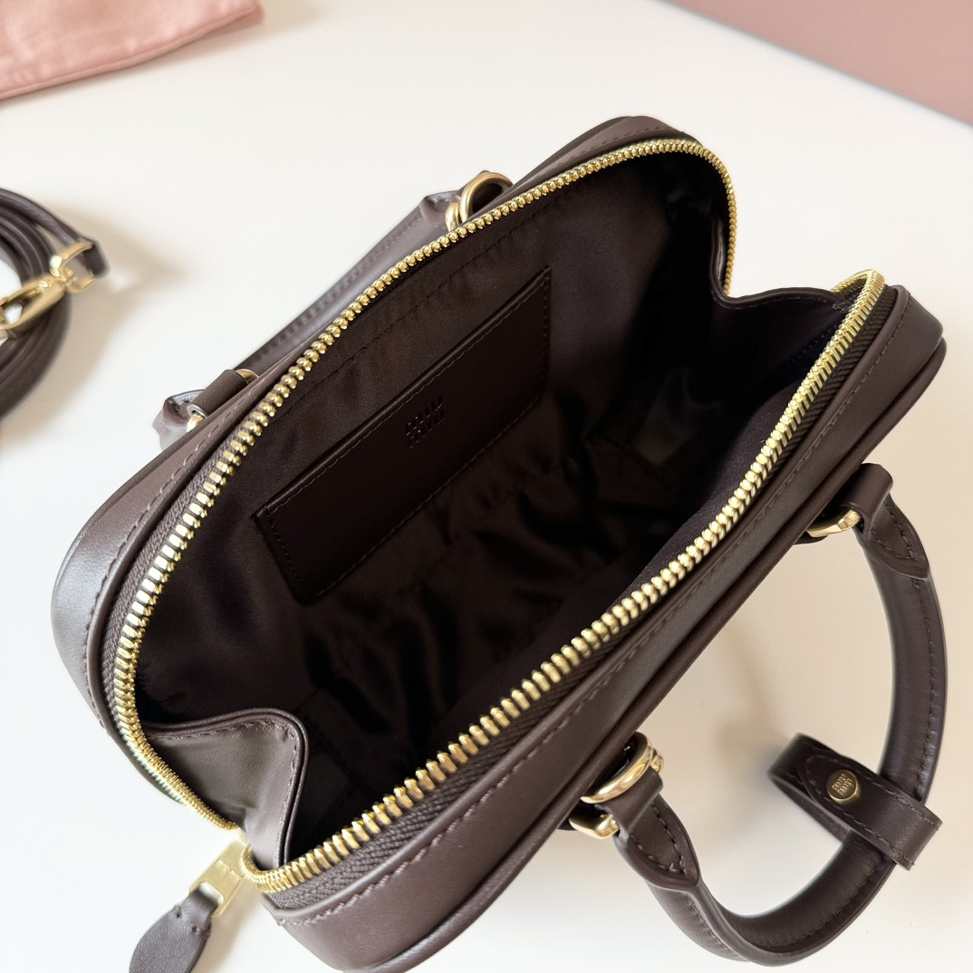Miu Miu Arcadie leather mini-bag 19X10X5cm