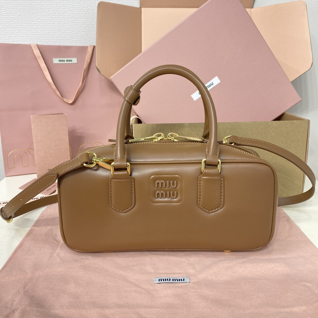 Miu Miu Arcadie leather bag  12x27x9cm