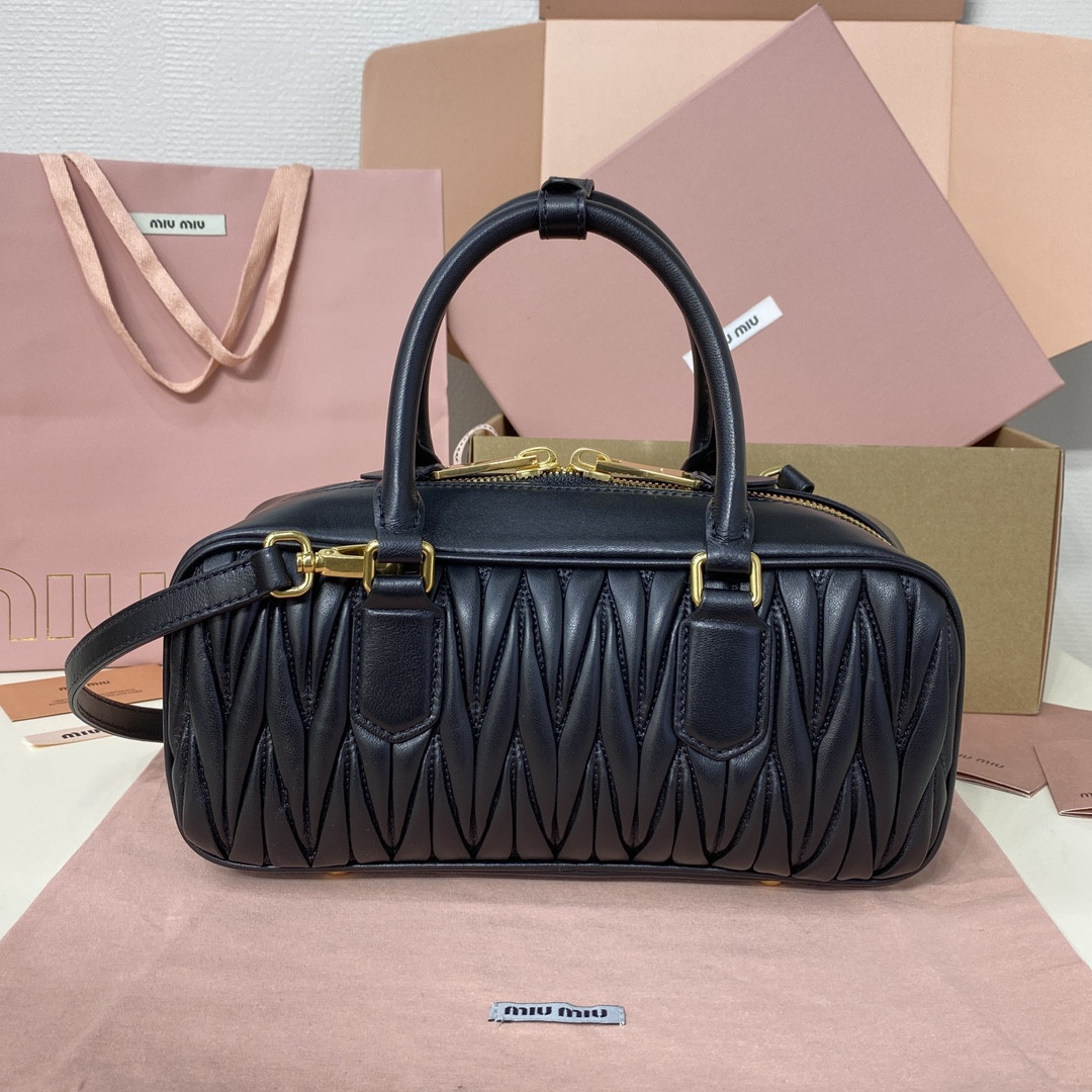 Miu Miu Arcadie matelassé nappa leather bag 12x27x9cm