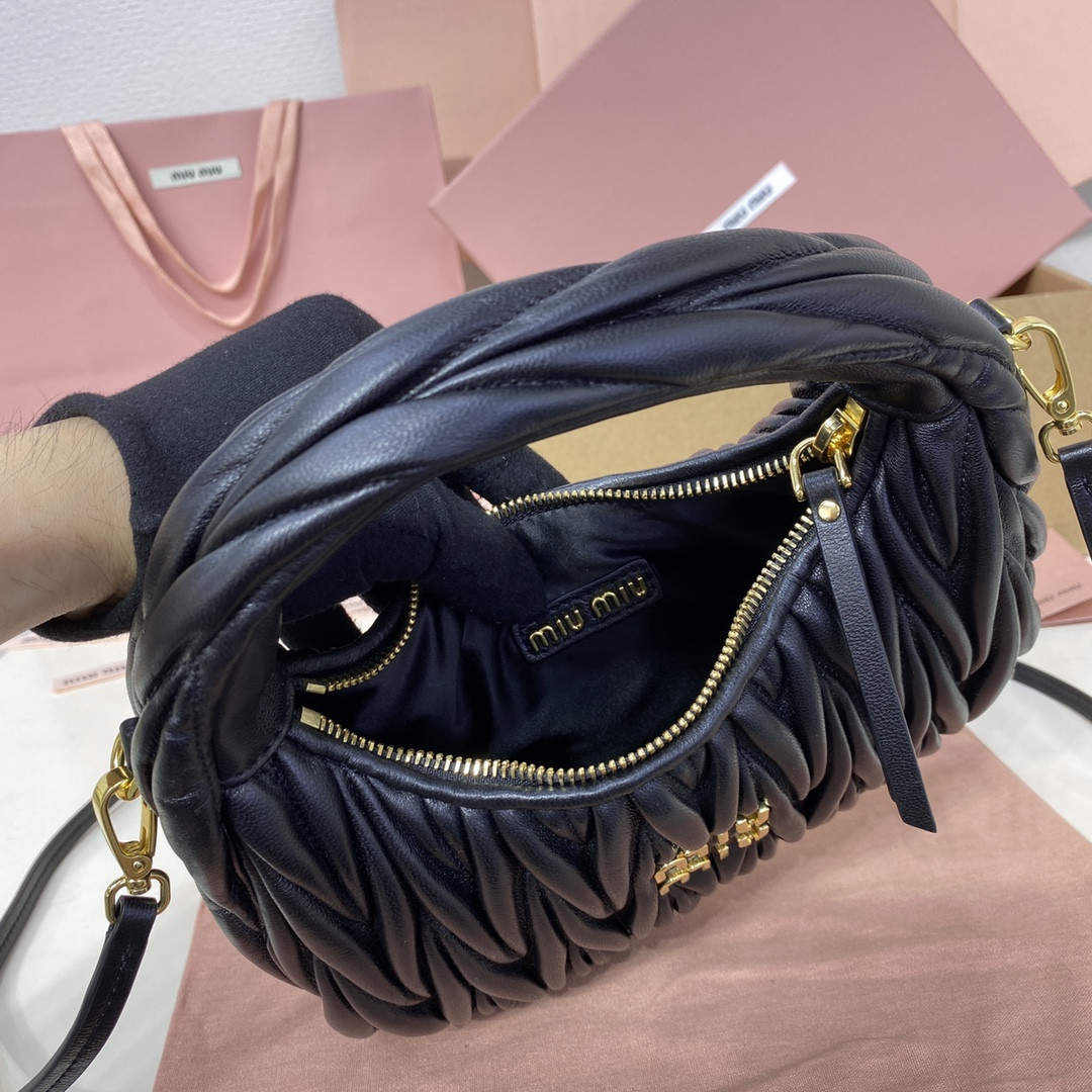 Miu Miu Wander matelassé nappa leather hobo bag 17x20x6cm