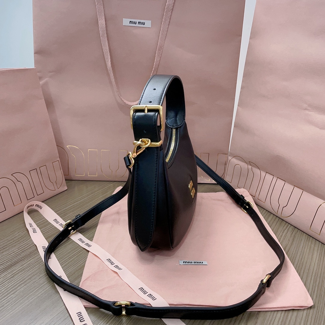Miu Miu hobo bag 20X17X6Cm