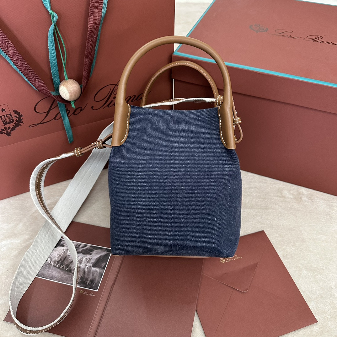 L**o p*ana small bale cotton bag 20x18x17cm