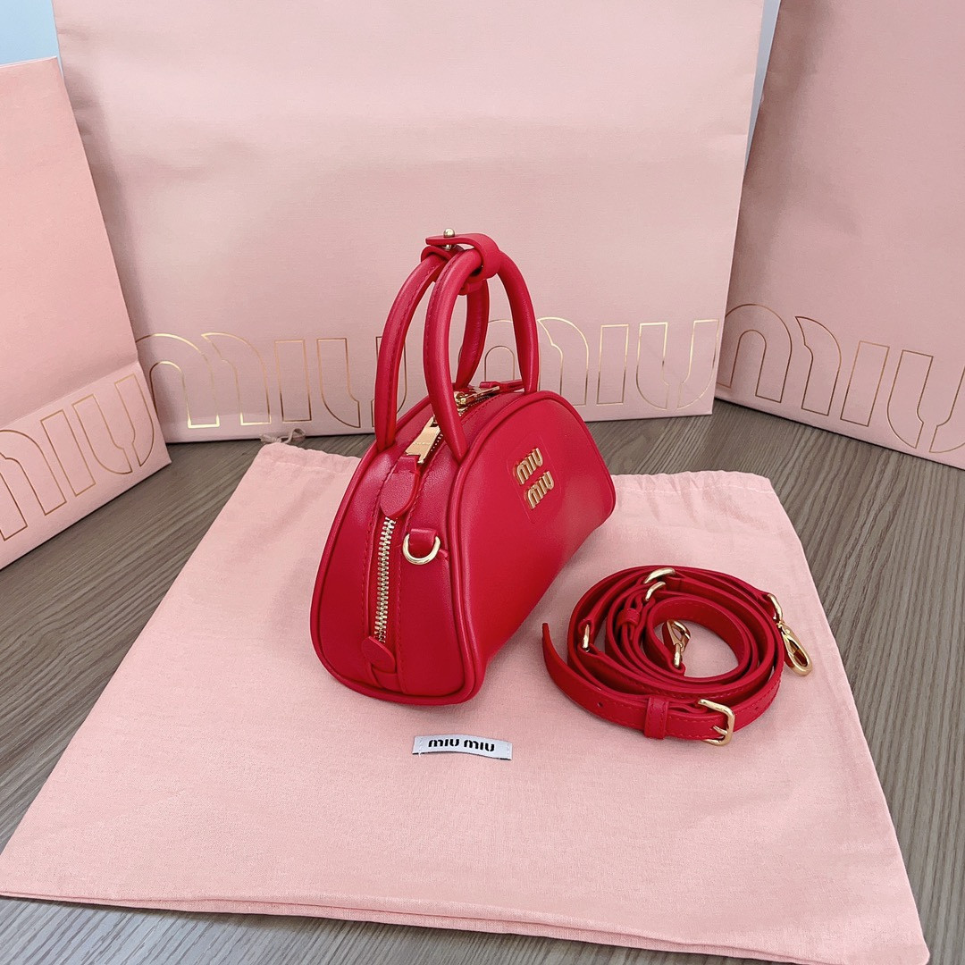 Miu Miu Dumpling bag 18X11.5X8cm