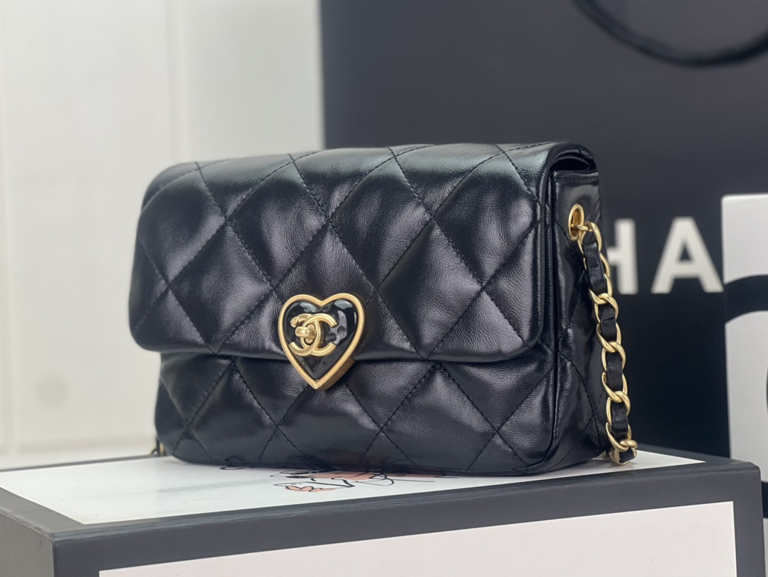 Ch*el flap handbag cf 21x14x6cm